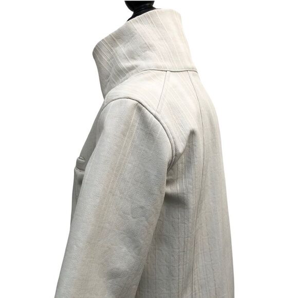 𝅺LULULEMON Ivory Soft Shell Swing Jacket EUC - Picture 3 of 13